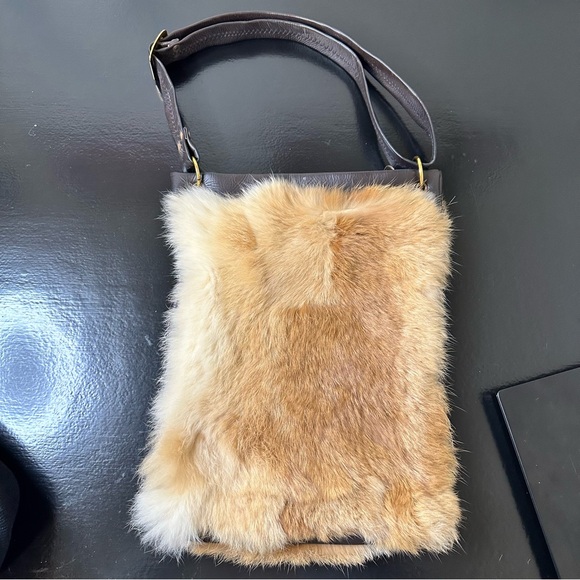Real Brown Fur Shoulder Bag Handmade with pelts - Picture 3 of 8